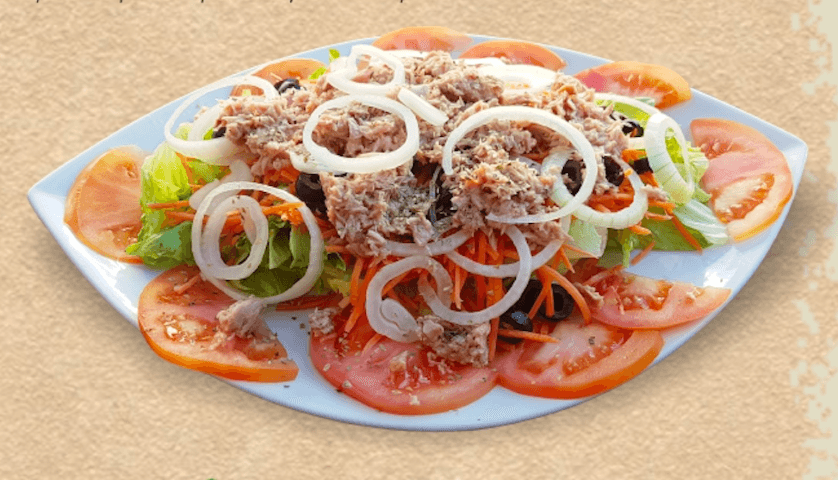Salada com Queijo Feta