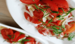 Salada de Tomate
